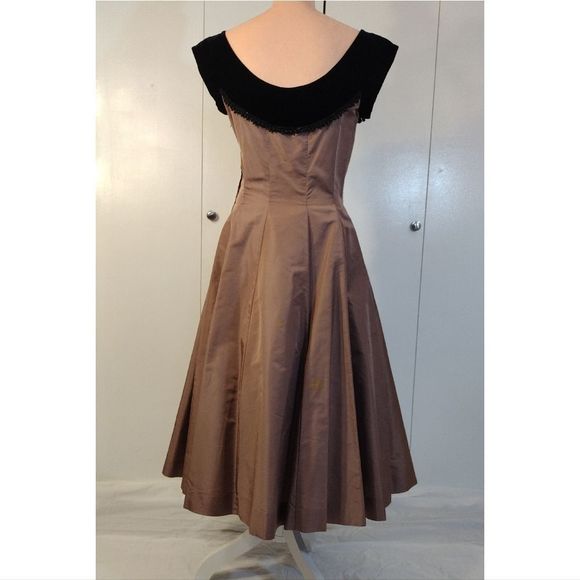 Handmade Vntg 1950s Black Velvet & Brown Midi Swing Dress - Picture 12 of 16